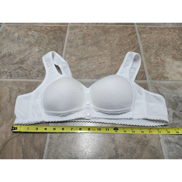 7XL White Wireless Bra Front-Snap Closure Wide Strap Molded Cups Comfort Fit - Picture 2 of 8